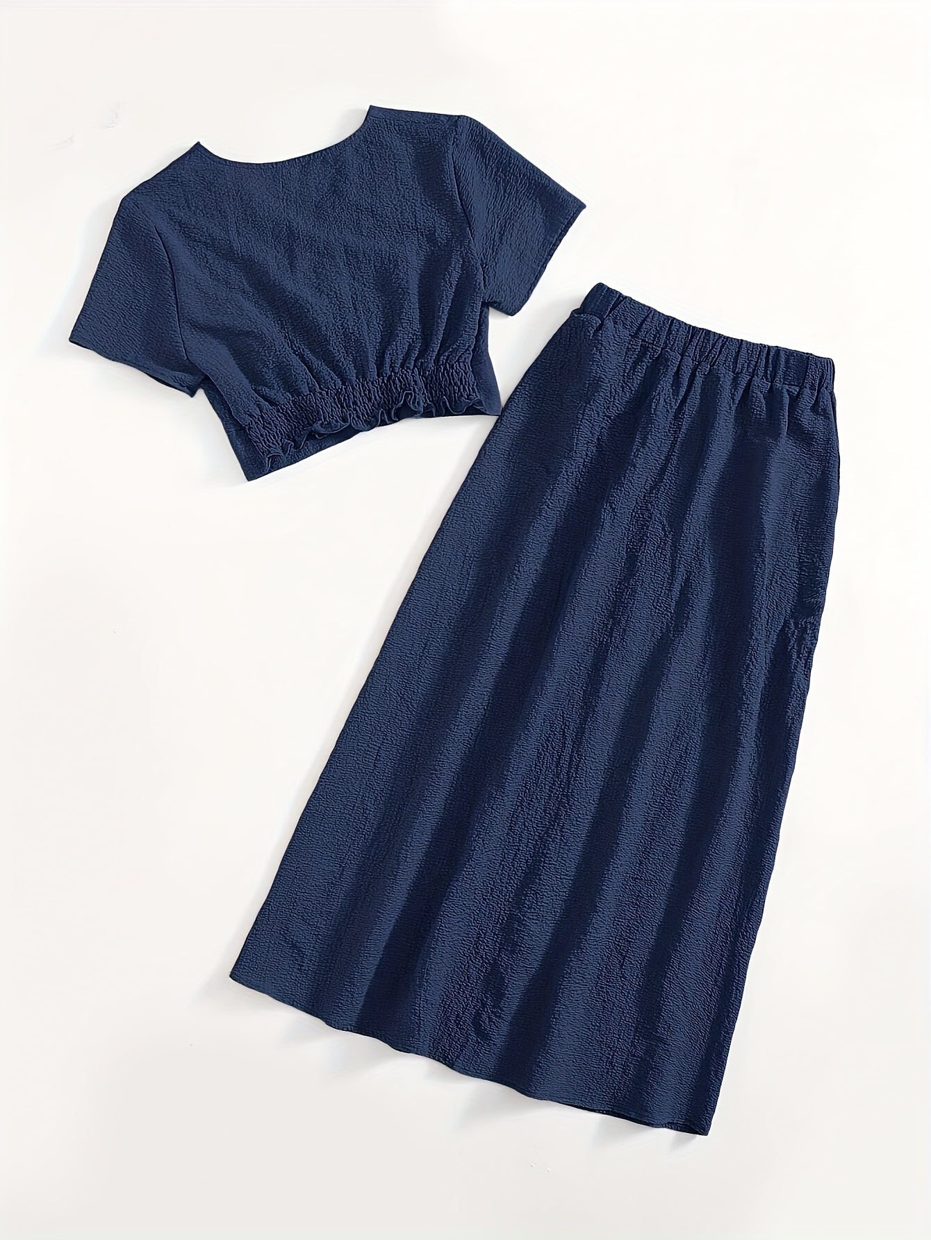 Dame To-delt Sæt – Elegant Fritidsoutfit med Croptop og Midi Nederdel, Moderne & Alsidigt