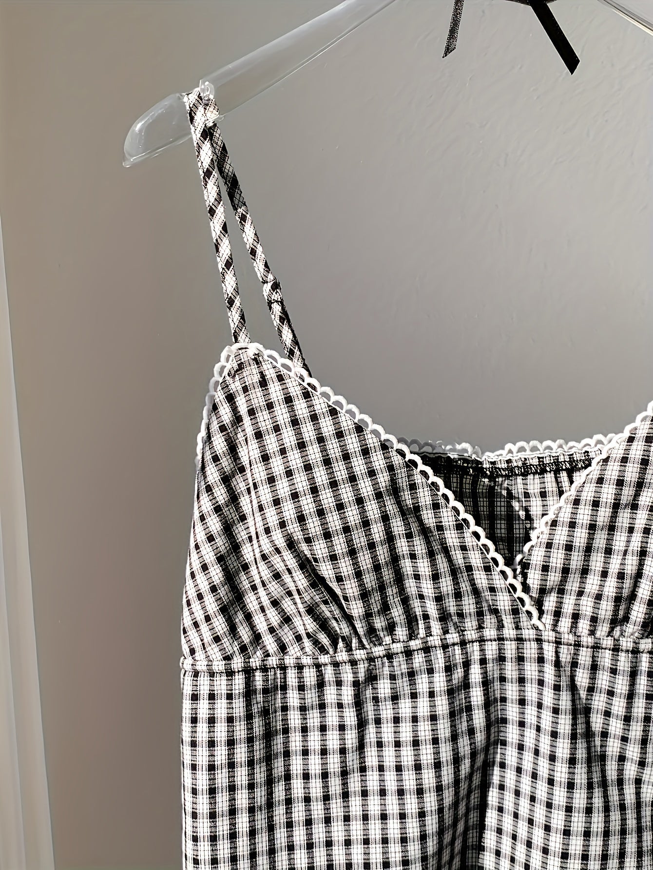 Top de tirantes finos de cuadros para mujer – veraniego, suelto, a la moda para el día a día y las vacaciones