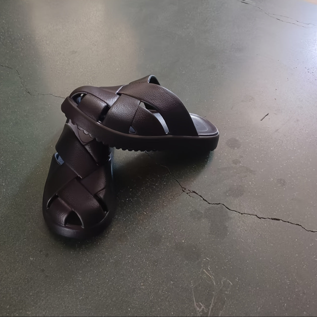 Sandales plateformes épaisses pour femmes pour loisirs et usage quotidien – Sandales tendance confortables avec design de brides tissées