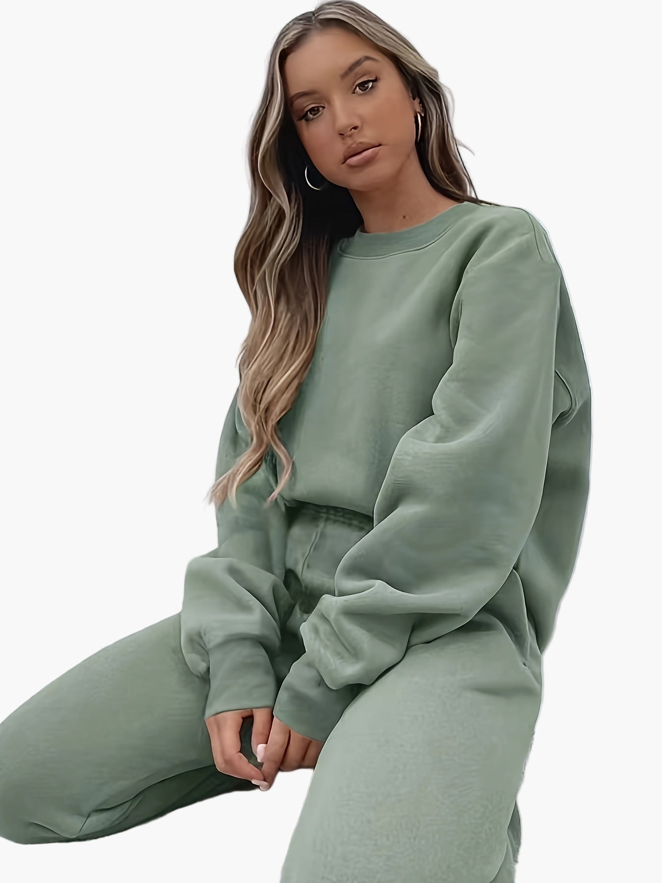 Damski zestaw loungewear – Wygodny strój na co dzień i do domu