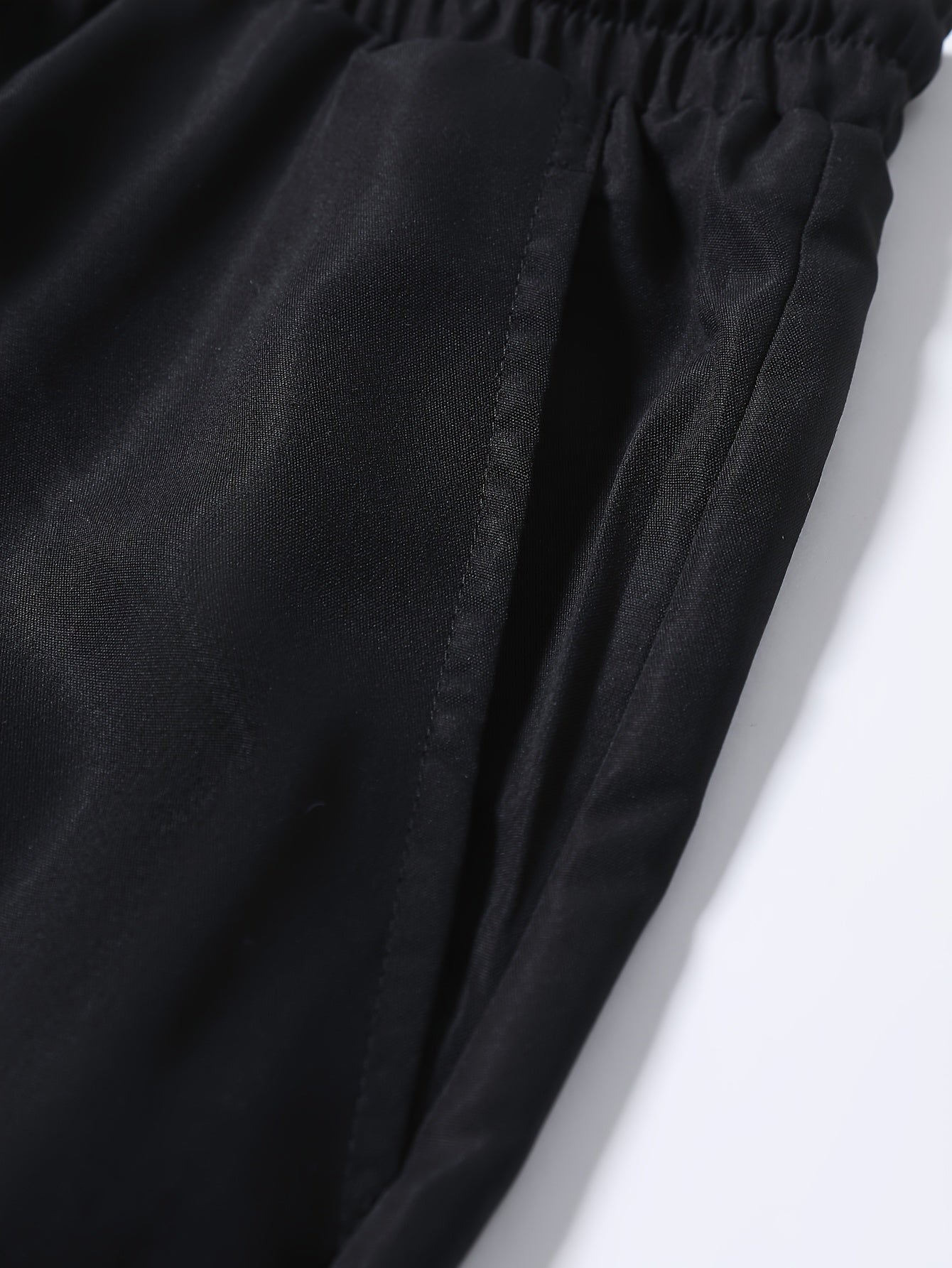 Camisa casual de resort para hombre con patrón de rayas verticales y tejido abierto – Perfecta para vacaciones y verano