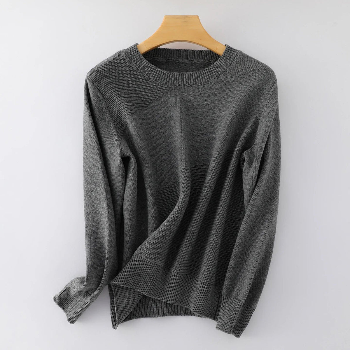 Damegenser med rund hals, lange ermer, finstrikk og basic-design