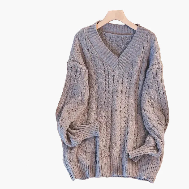 Dame striktrøje i oversize-look med V-udskæring – vinter fritidsmode, fletmønster, afslappet
