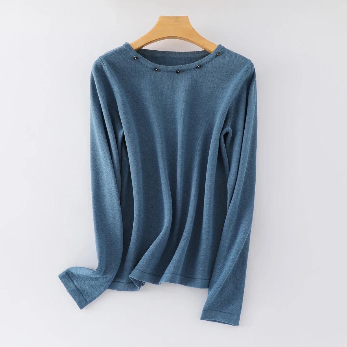 Damen Langarmshirt Rundhals mit Zierknöpfen