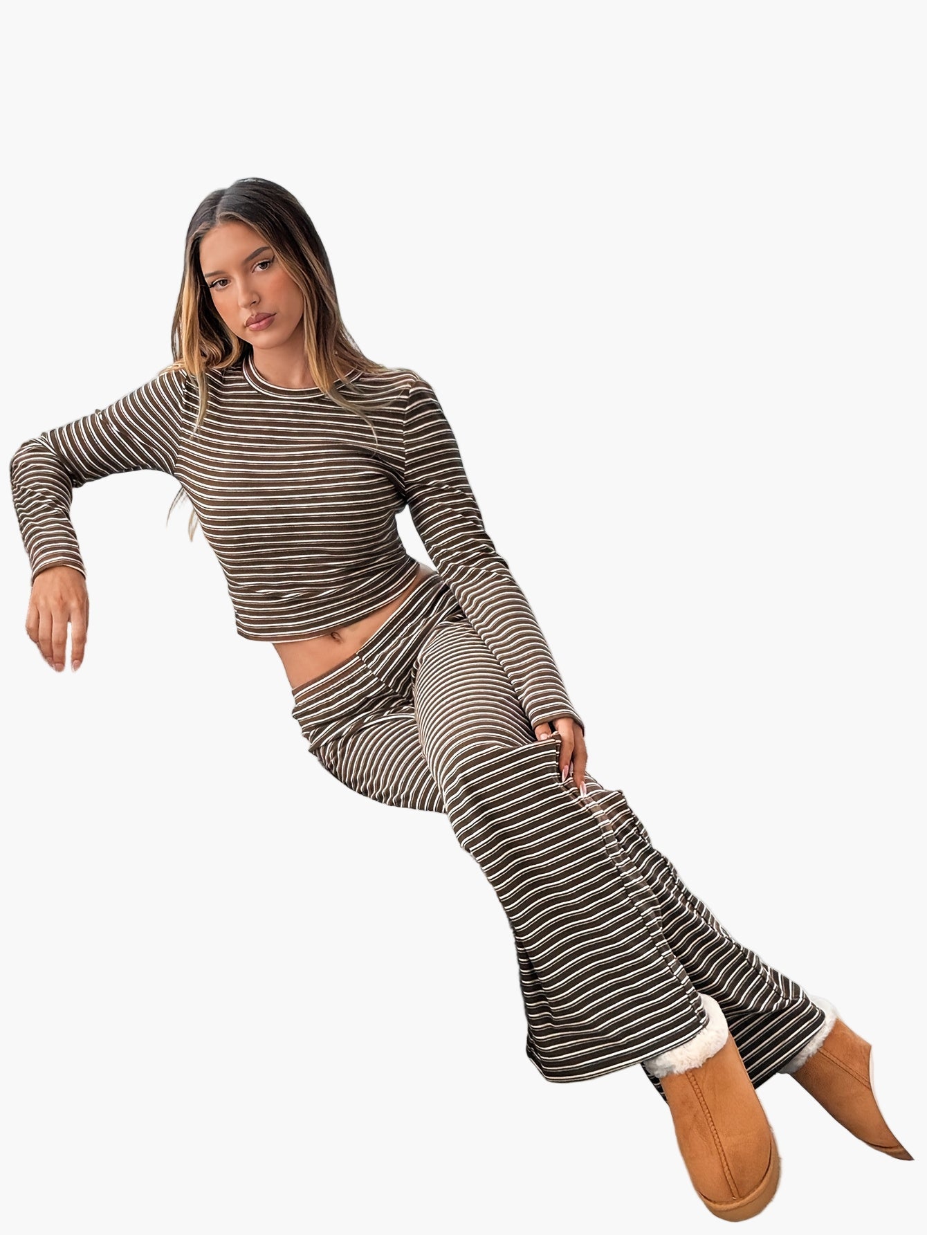 Ensemble deux-pièces décontracté femme avec rayures – Tenue lounge et loisirs confortable