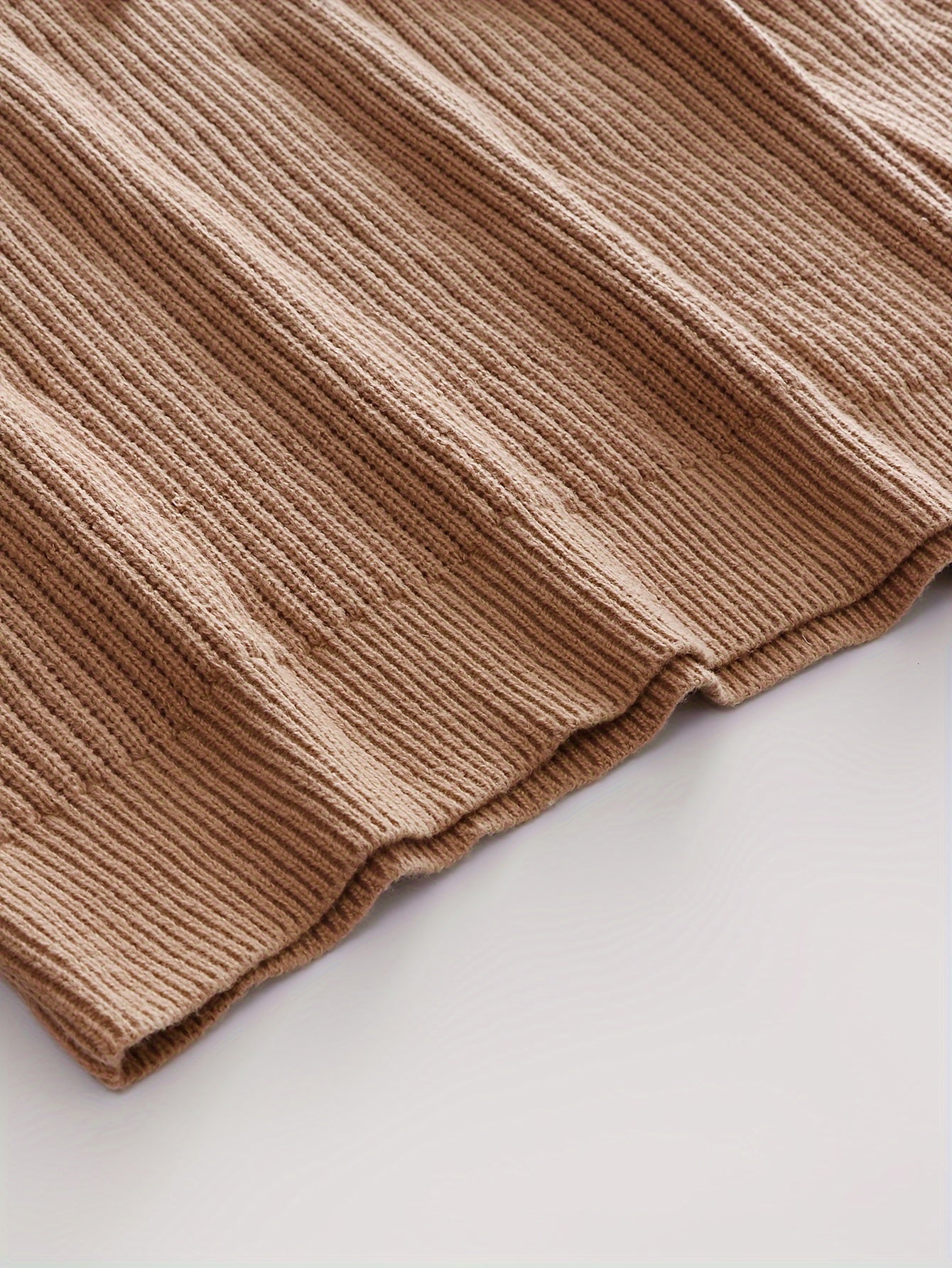 Strikpullover med hætte til mænd, blokstriber, brun og beige