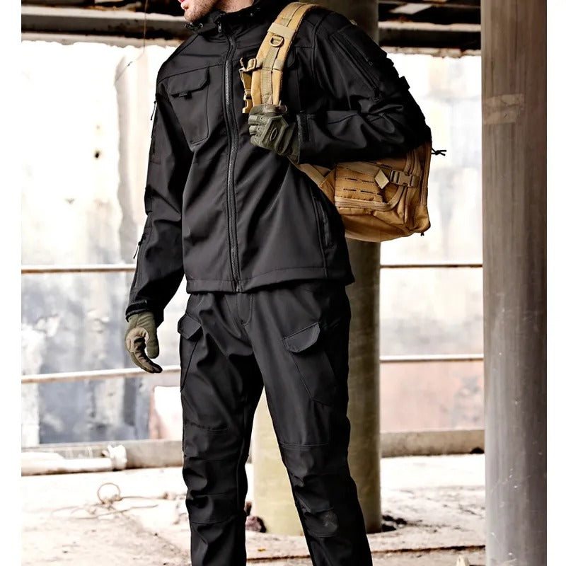 Herre outdoor softshell-sæt – Tactical jakke og bukser til trekking, vandring og overlevelse
