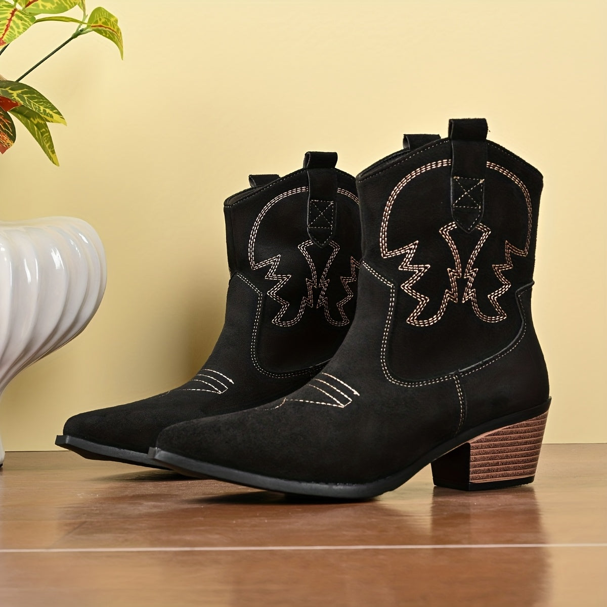 Fable | Westernlaarzen met borduursel voor dames met brede kuiten