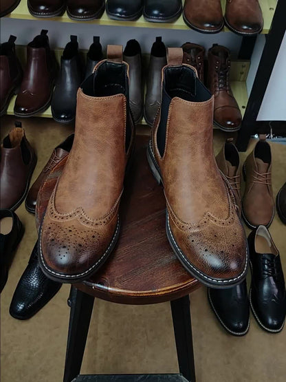 Herren Chelsea Boot mit Brogue-Muster, Elastikeinsatz & Profilsohle