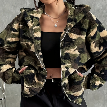 Teddy-Fleece Jacke mit Kapuze und Reißverschluss, Tarnmuster für Damen