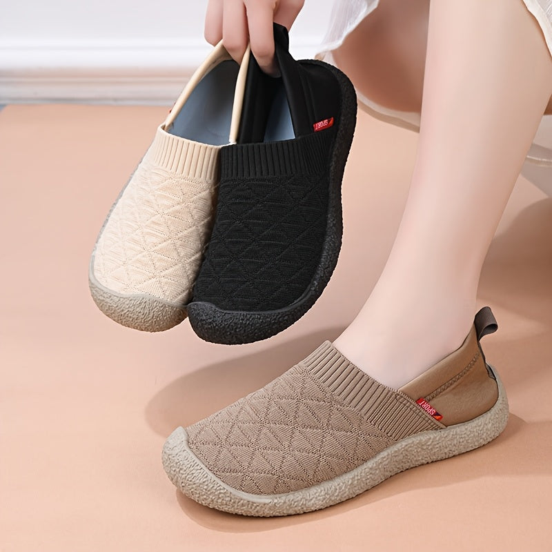 Damskie slip-on sneakersy – wygodne buty na co dzień i do sportu