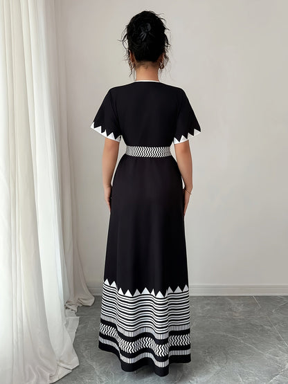 Damen Maxi Wickelkleid mit grafischem Muster und Gürtel – Elegantes Sommerkleid für festliche Anlässe