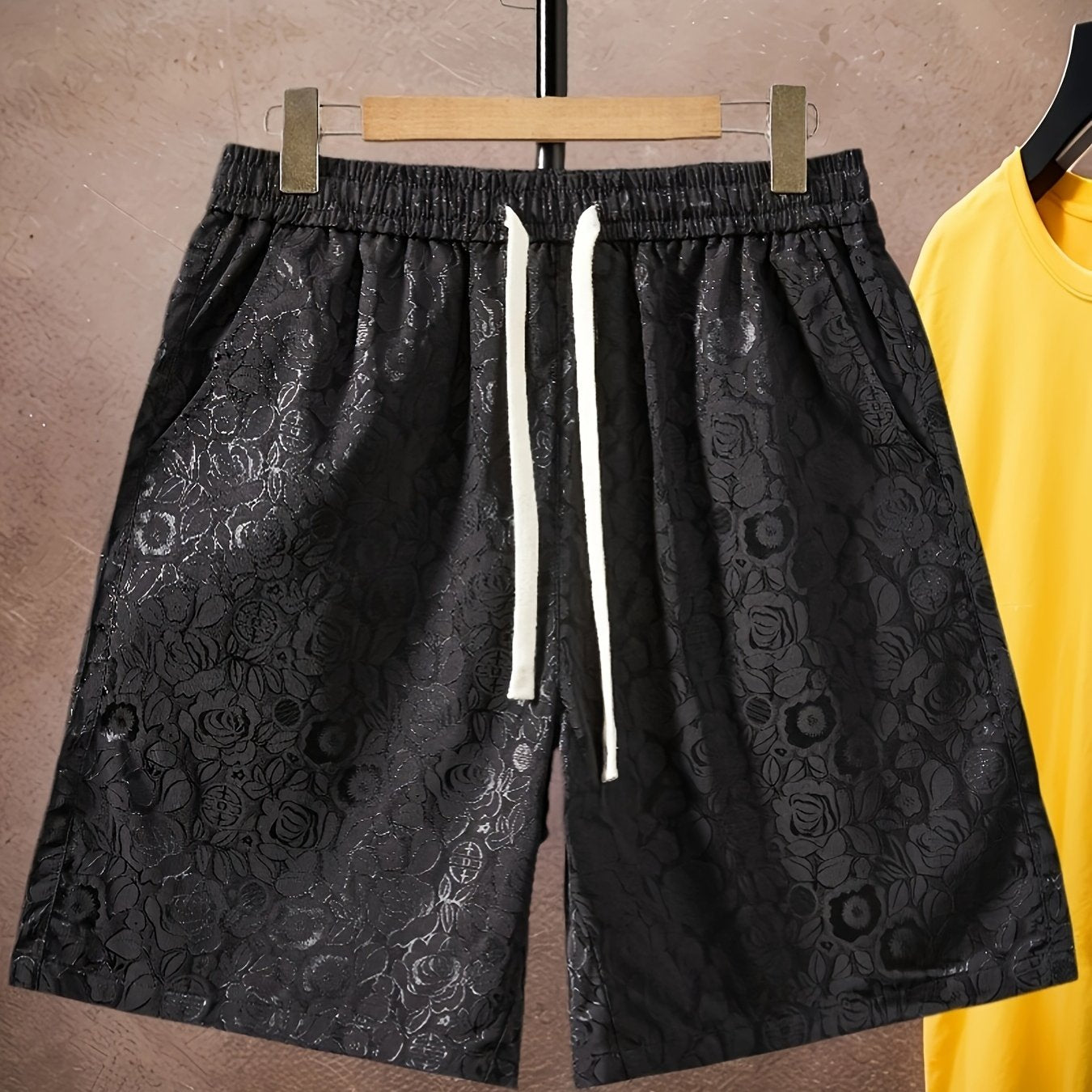 Shorts pour hommes avec motif jacquard de roses – à la mode, décontractés, idéaux pour les loisirs et l'été