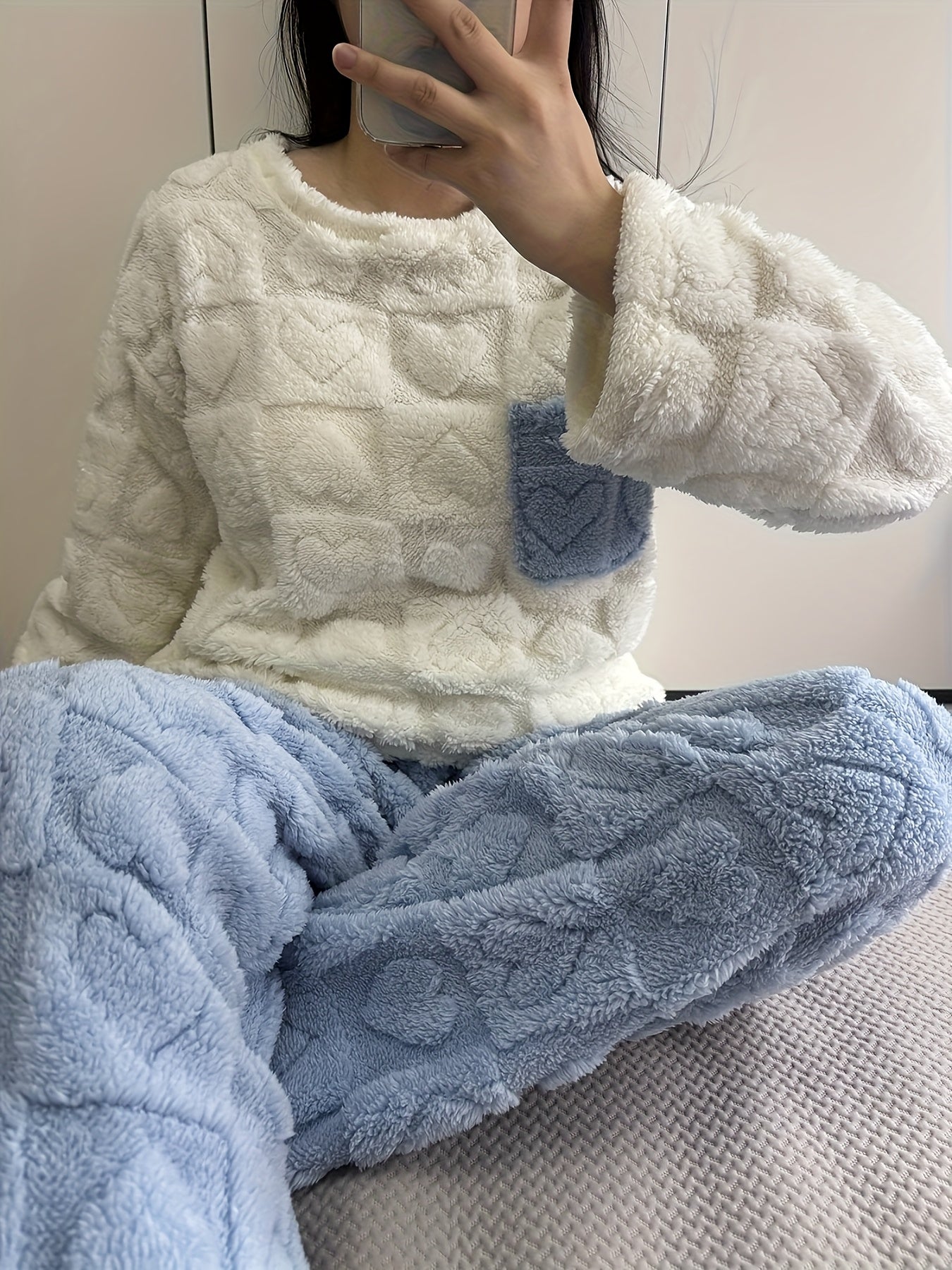 Pigiama coccoloso con motivo a cuori, morbido pigiama loungewear
