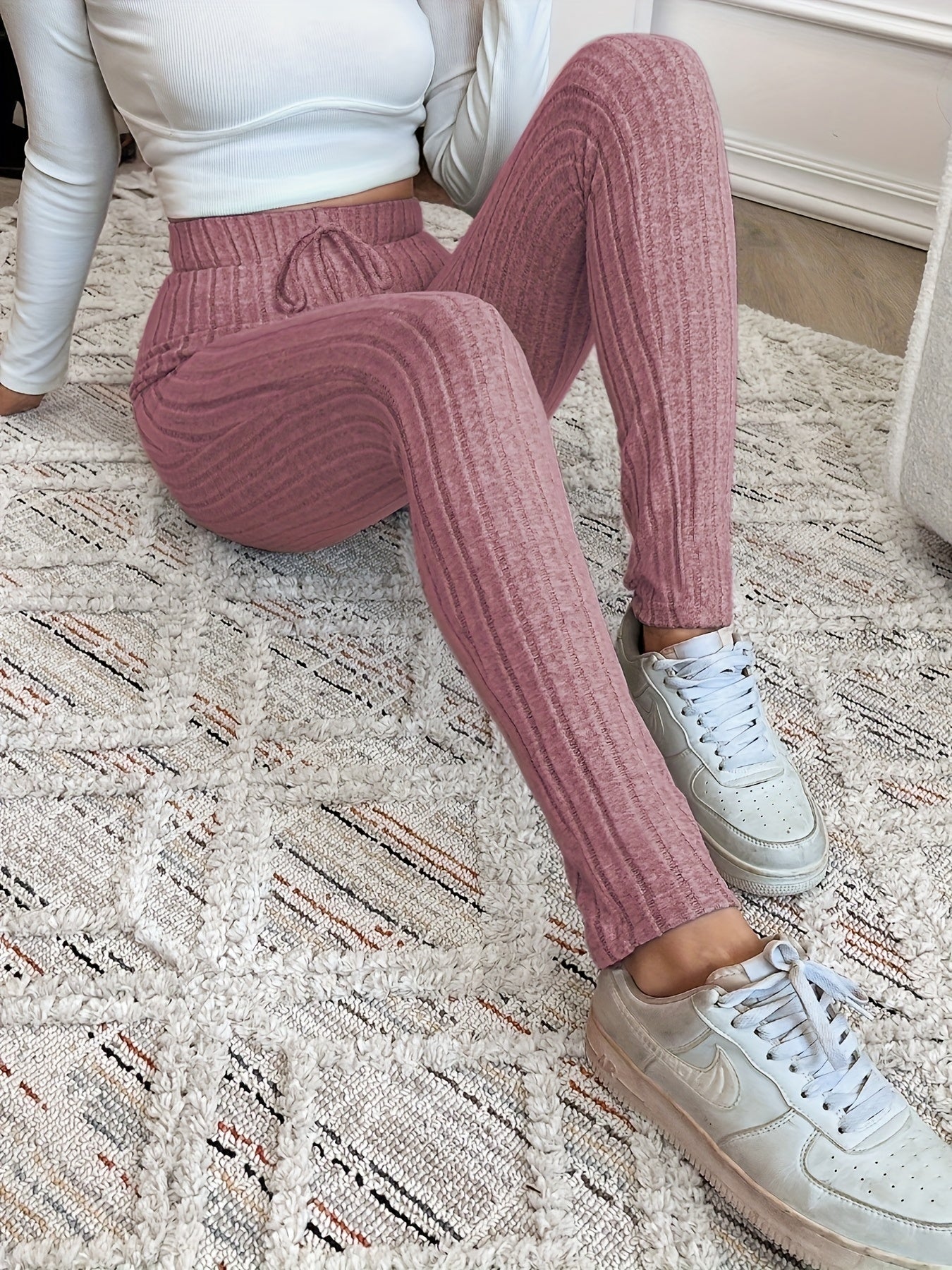 Damen Gerippte Strickhose mit Kordelzug Hoher Bund Braun