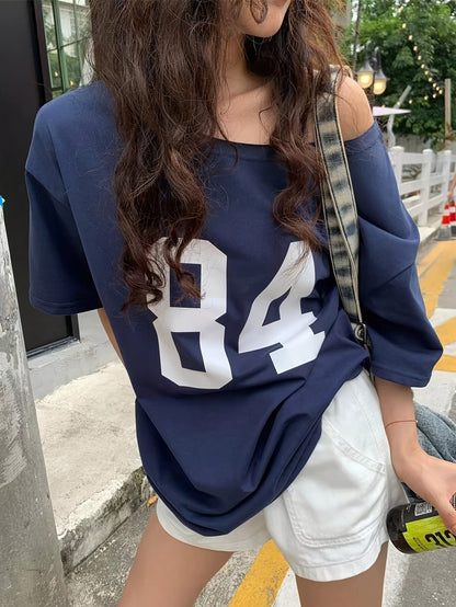 Dams Oversized T-shirt i Varsity-stil med nummer 84 – Avslappnad streetwear-topp