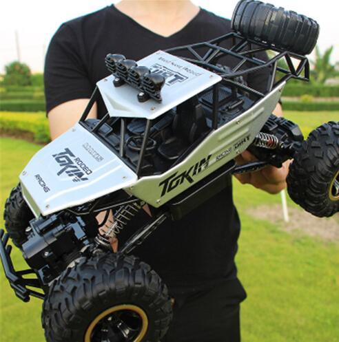 Jungen RC Offroad-Kletterauto 1:12 mit 4WD, ferngesteuertes Bigfoot-Modell für Kinder