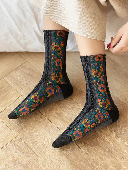 Damen Socken mit floraler Jacquard-Stickerei – Vintage Stil, modisches Accessoire für jeden Anlass
