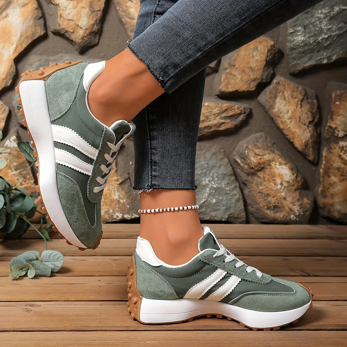 Sneaker donna retrò per tutti i giorni e tempo libero – Stile sportivo con strisce