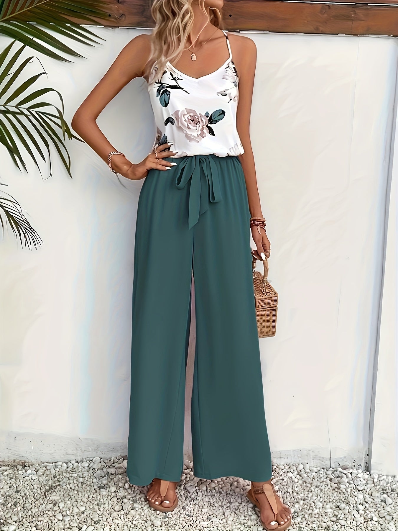 Mono elegante de mujer con estampado floral y pierna ancha – Perfecto para primavera y verano