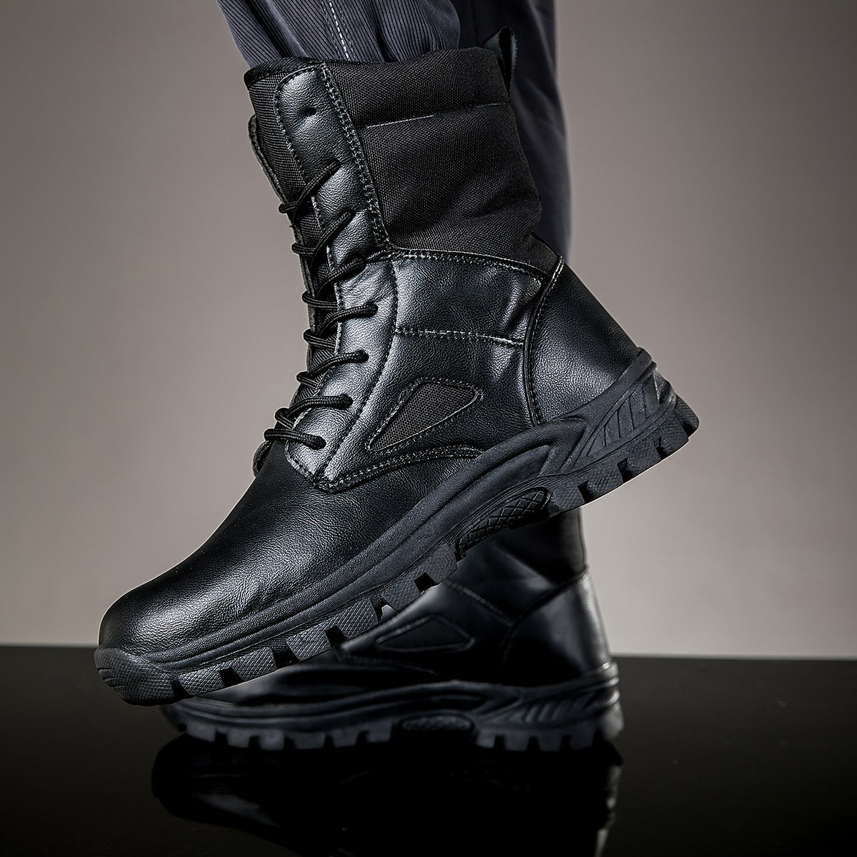 Botines robustos de cordones para hombre, altos, con suela perfilada, en negro