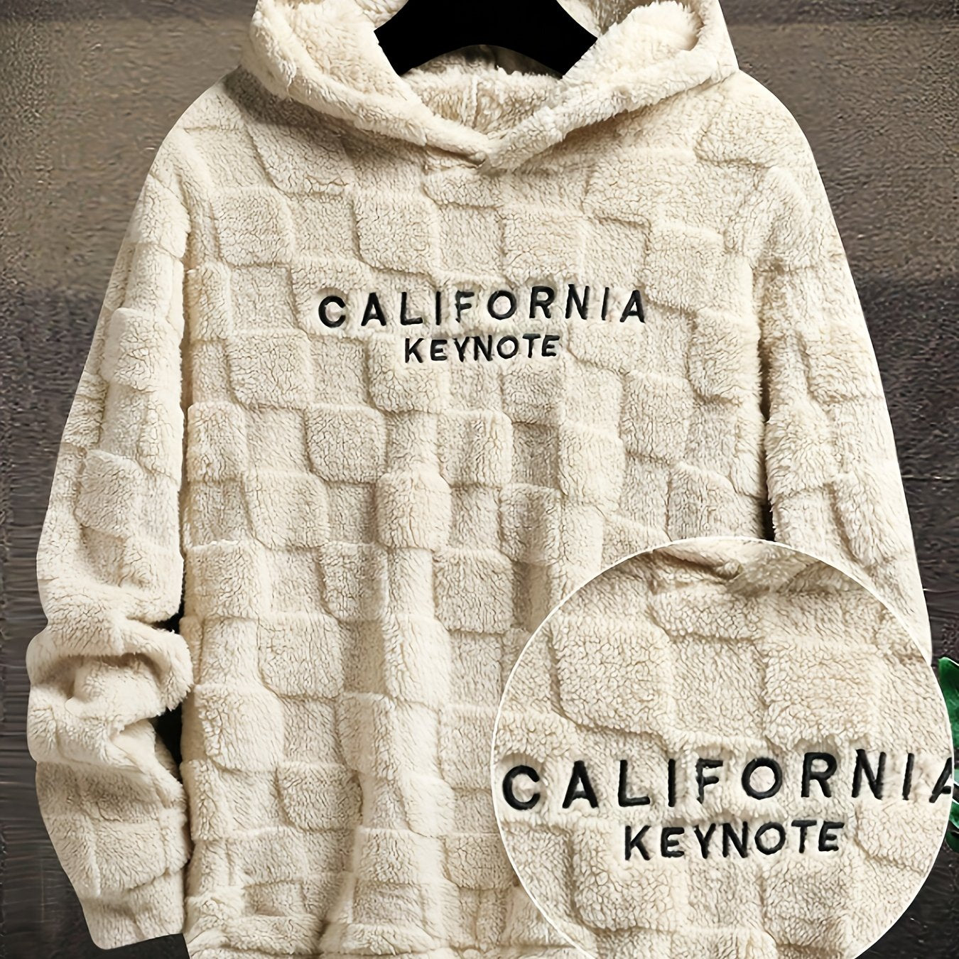 Kuscheliger Hoodie mit Karomuster und Stickerei, mit Kapuze