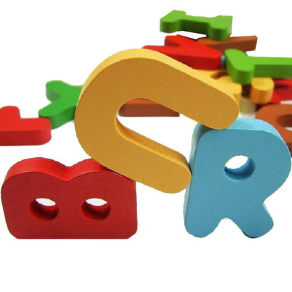 Kinder Lernspielzeug Alphabet Holzbuchstaben und Karten, Pädagogisches Puzzle für Jungen und Mädchen, ab 3 Jahren