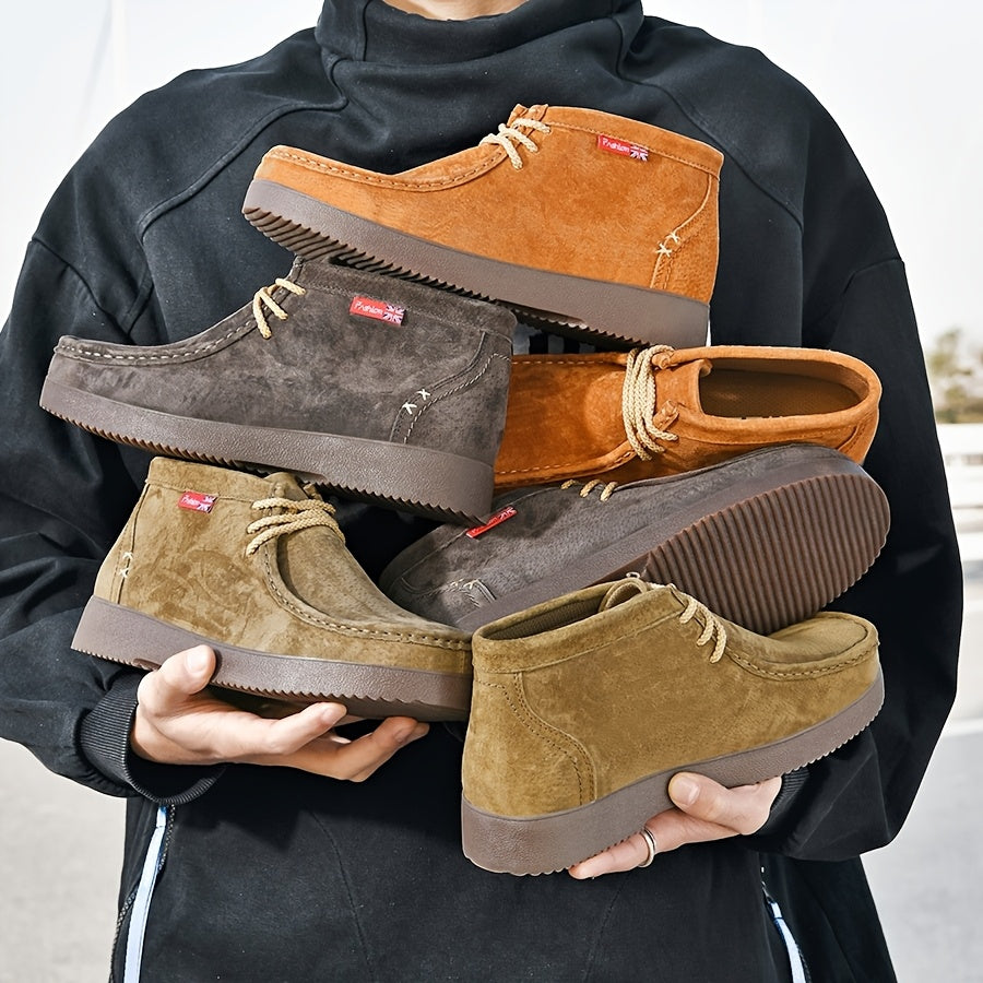 Herren Desert Boots mit Schnürung in Wildleder-Optik und Profilsohle
