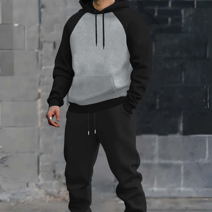 Completo da allenamento da uomo in due pezzi, felpa con cappuccio e pantaloni da jogging, maniche raglan, tasca a marsupio