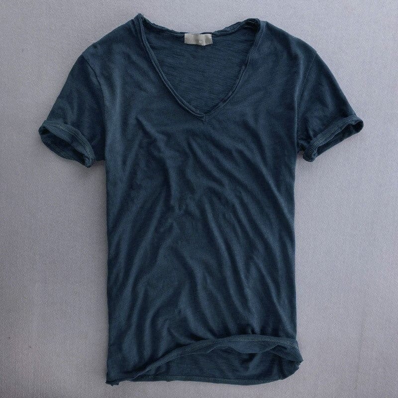 Herr V-ringad T-shirt – Avslappnad stil för vardag och fritid
