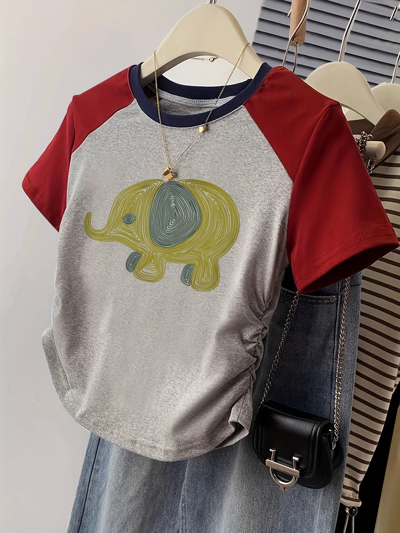 Damen Y2K T-Shirt mit Elefanten-Print – Lässiges Sommer-Shirt im Retro-Stil