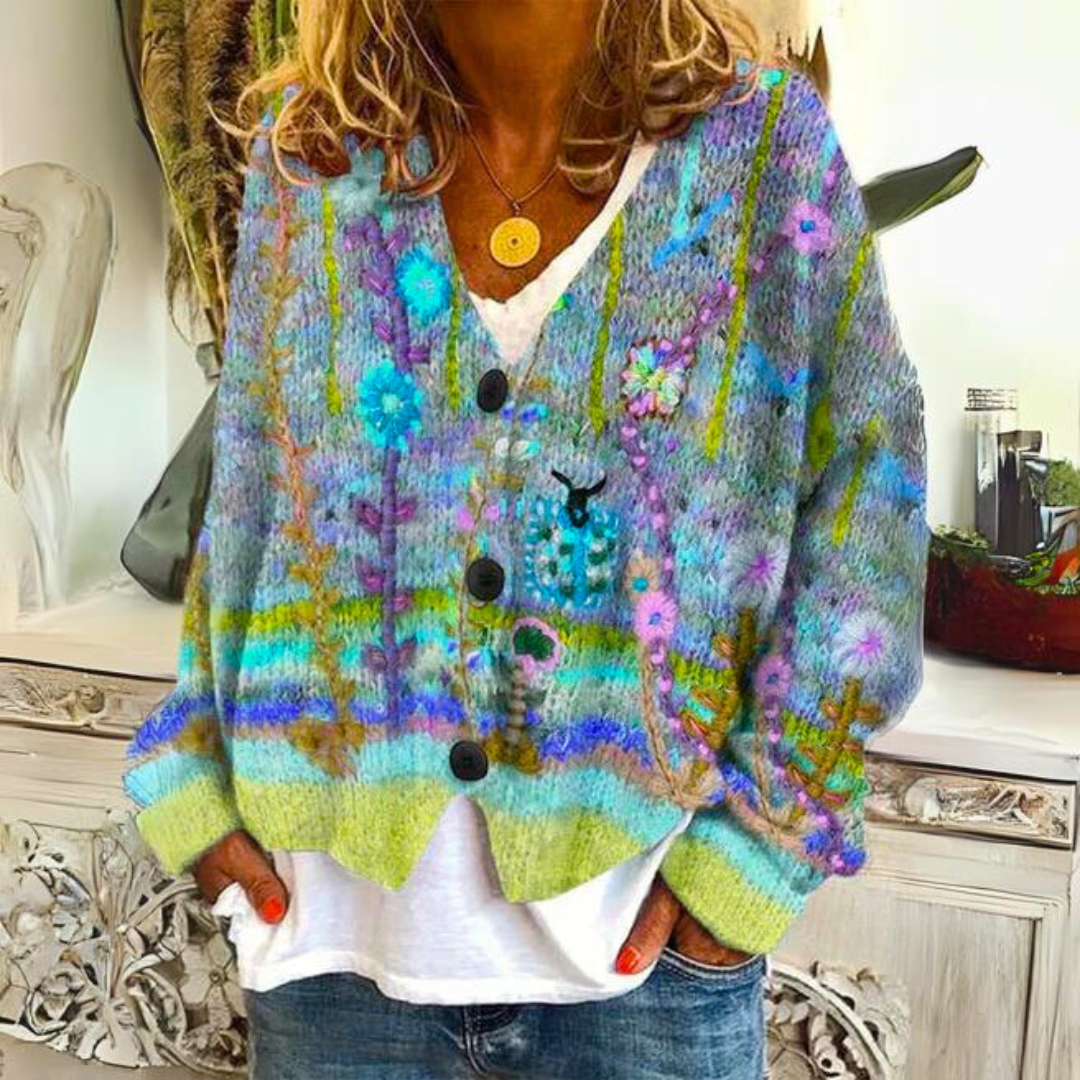 Dame strikcardigan i boho-stil med blomsterdetaljer – Moderigtig cardigan til fritid og hverdag