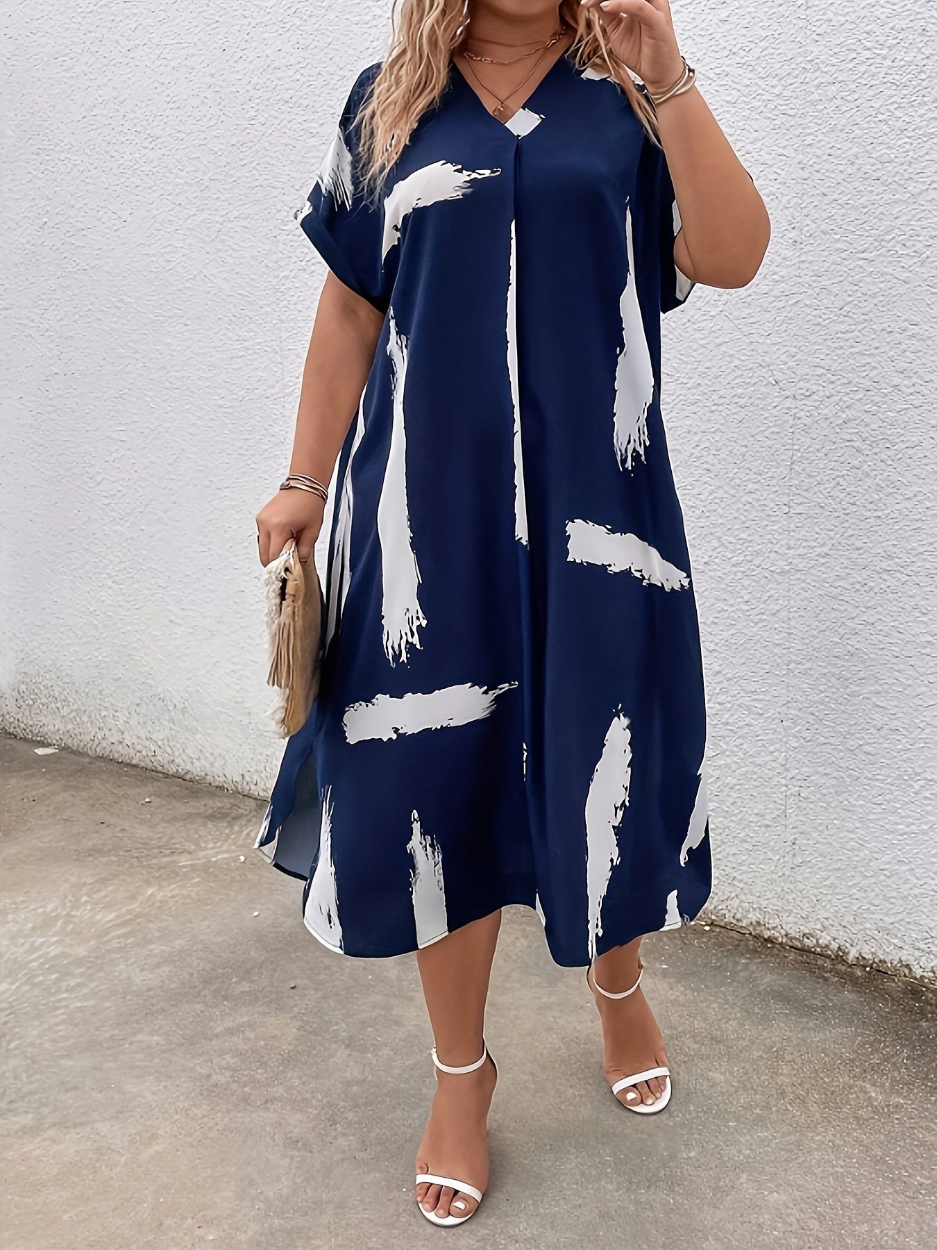 Damen Elegant Midi Tunika Kleid mit V-Ausschnitt und Modernem Print – Ideal für Alltag und besondere Anlässe