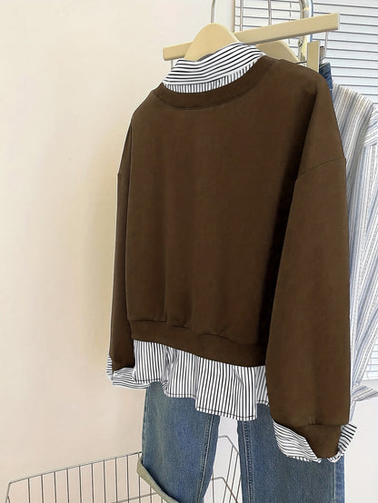 Damen Sweatshirt mit Hemdkragen-Optik & Schriftzug, Zweiteilig Marineblau Gestreift
