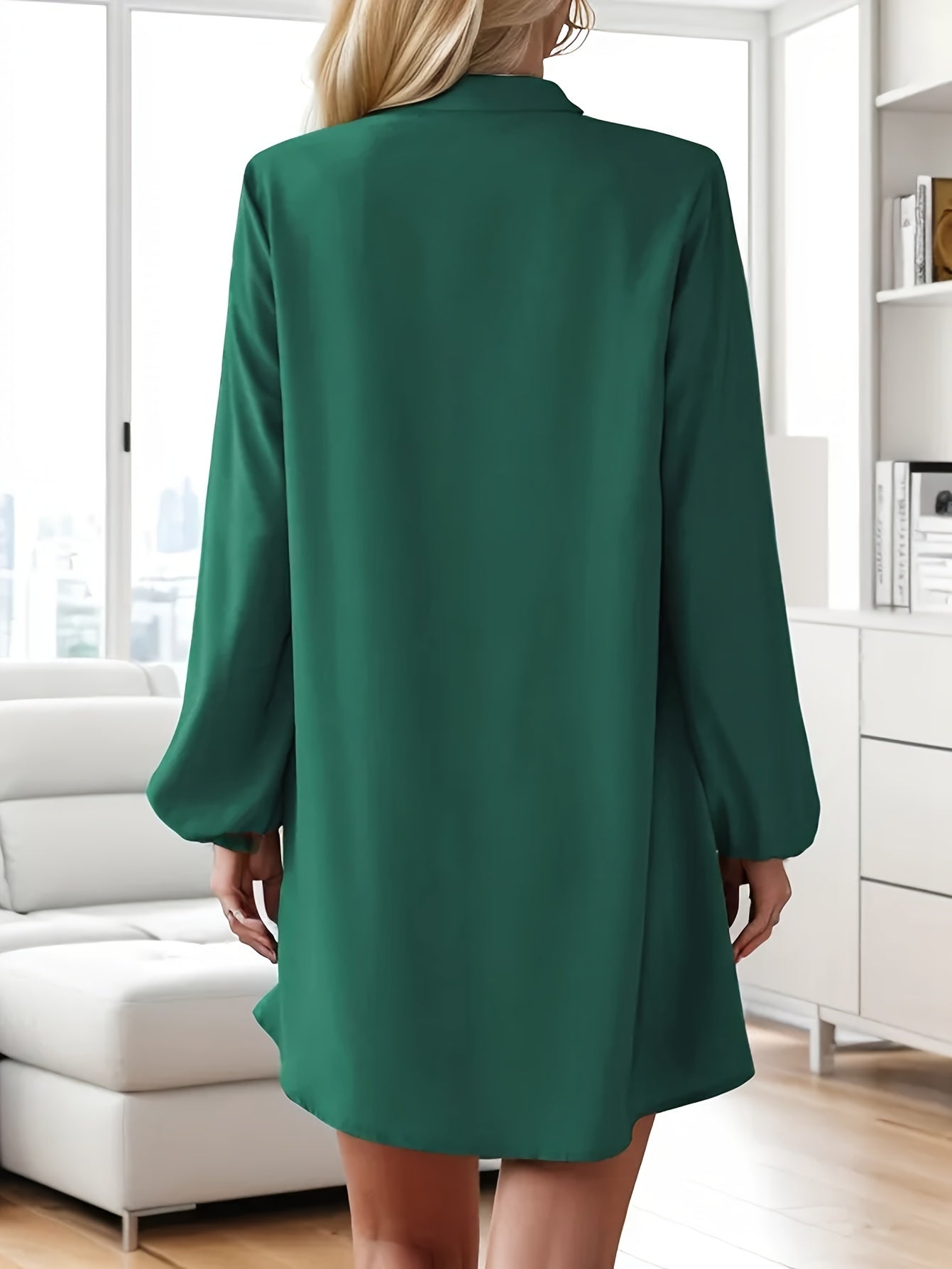 Damen Elegantes Freizeitkleid mit Knopfleiste und V-Ausschnitt – Lockerer Schnitt für Alltag und Büro