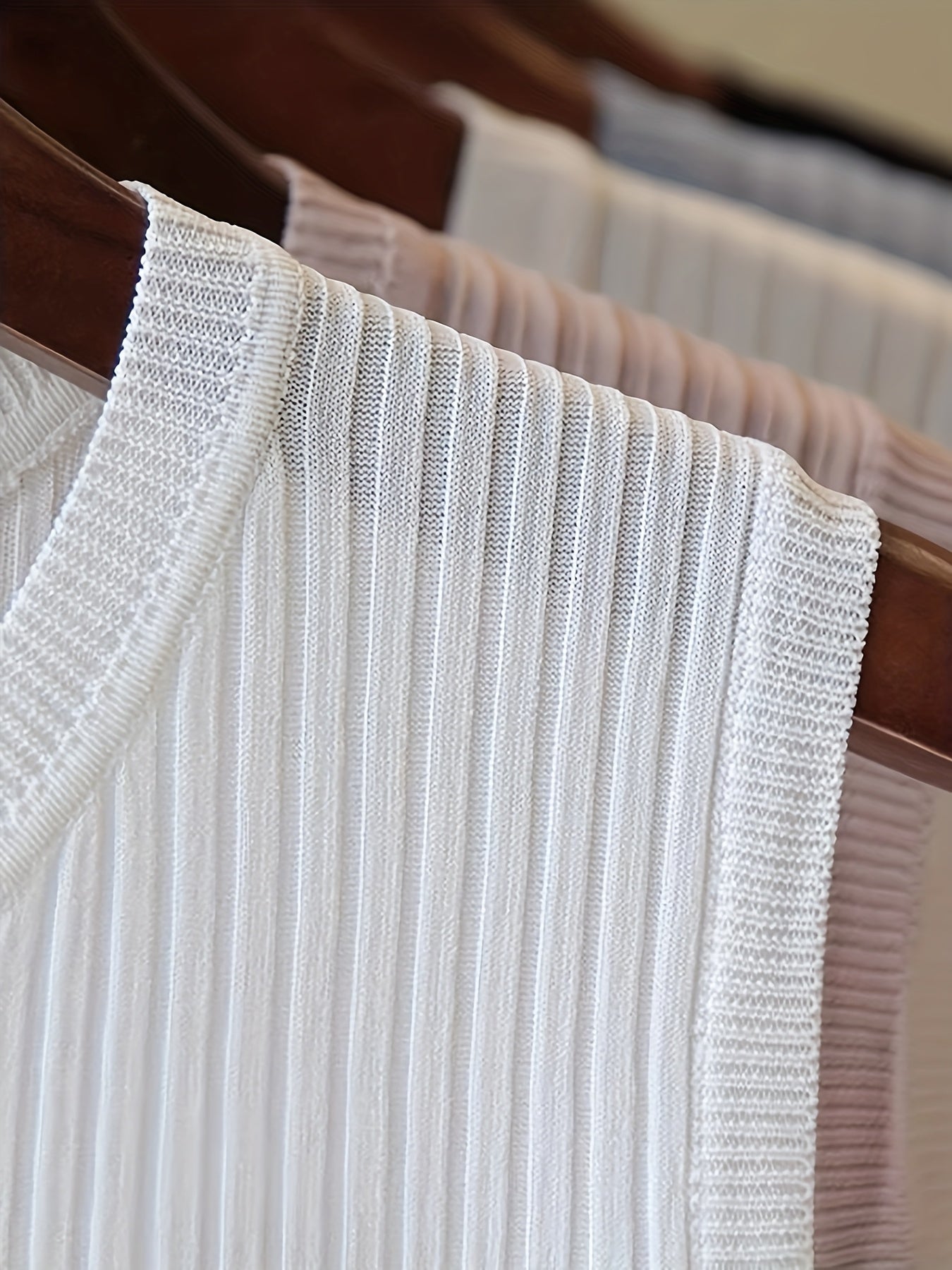 Dame Ærmeløs Ribstrikket Top – Elegant Basisstil til Kontor og Fritid