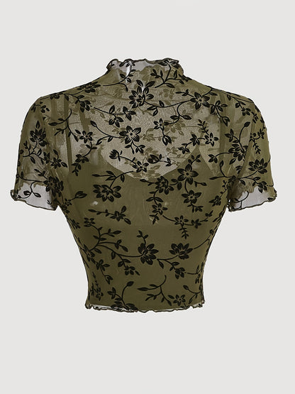 Dame Croptopp i mesh med blomsterprint og ståkrage – Elegant sommerstil