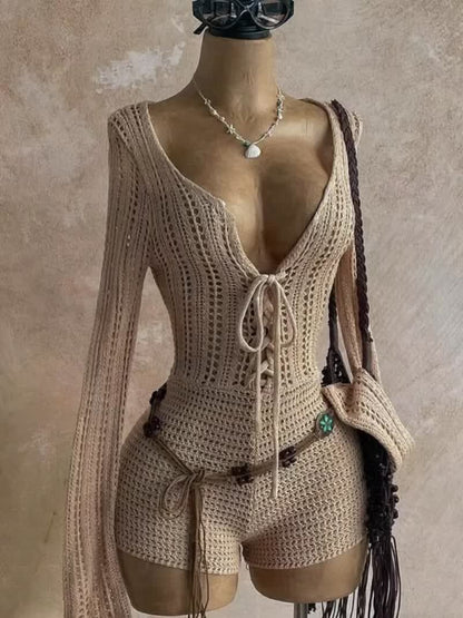 Mono bohemio de punto y crochet para mujer con cordones y escote pronunciado – Perfecto para vacaciones en la playa o eventos de verano