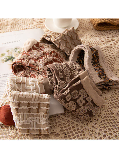 Damen Vintage Socken mit Blumenmuster – Modisches 5er-Set für Frühling & Herbst