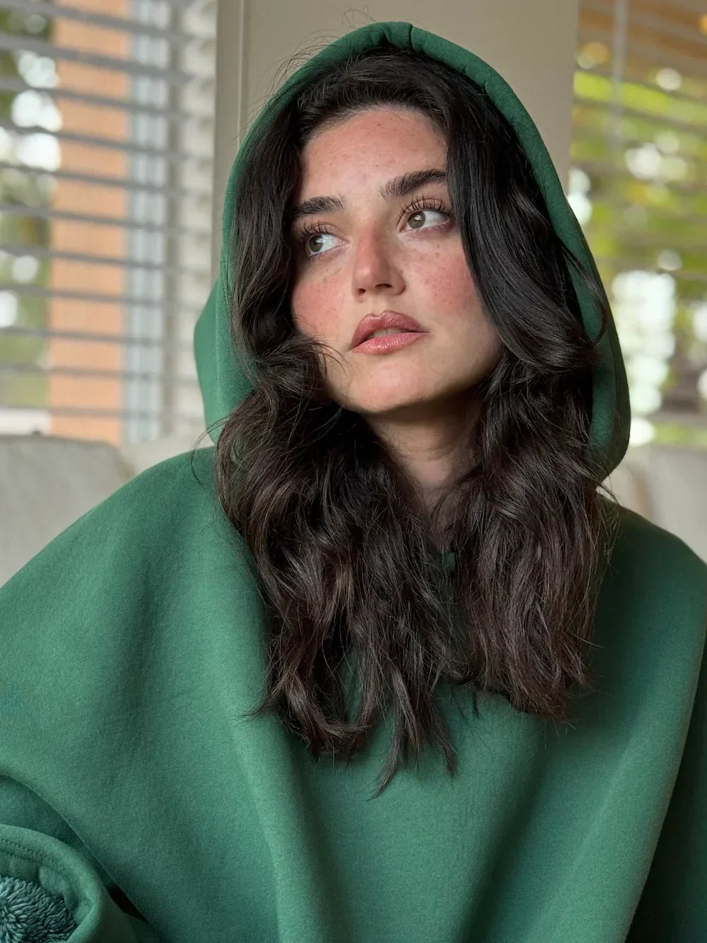 Sudadera oversized tipo manta para mujer – Moda cómoda para relajarse y acurrucarse en casa y fuera