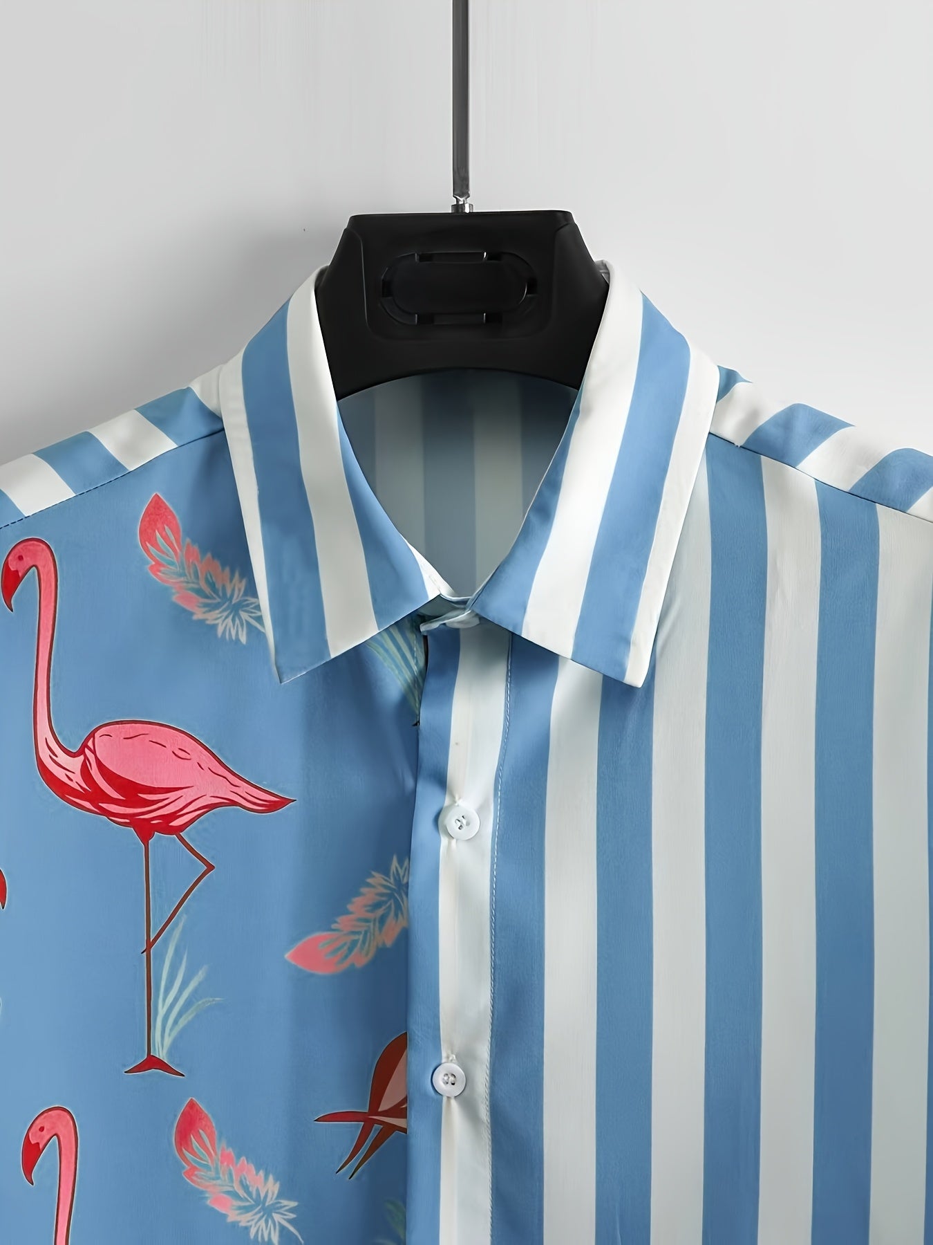 Herr sommar kortärmad fritidsset med flamingo- och randmönster – Perfekt för semester och vardag