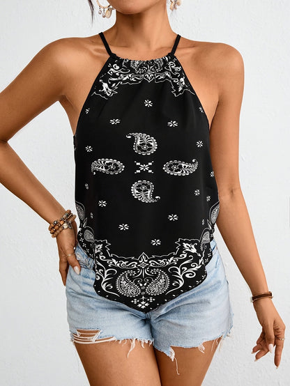Dame bandana-top med paisley-mønster og halterneck – moderigtigt sommeroverdel til fritid og ferie