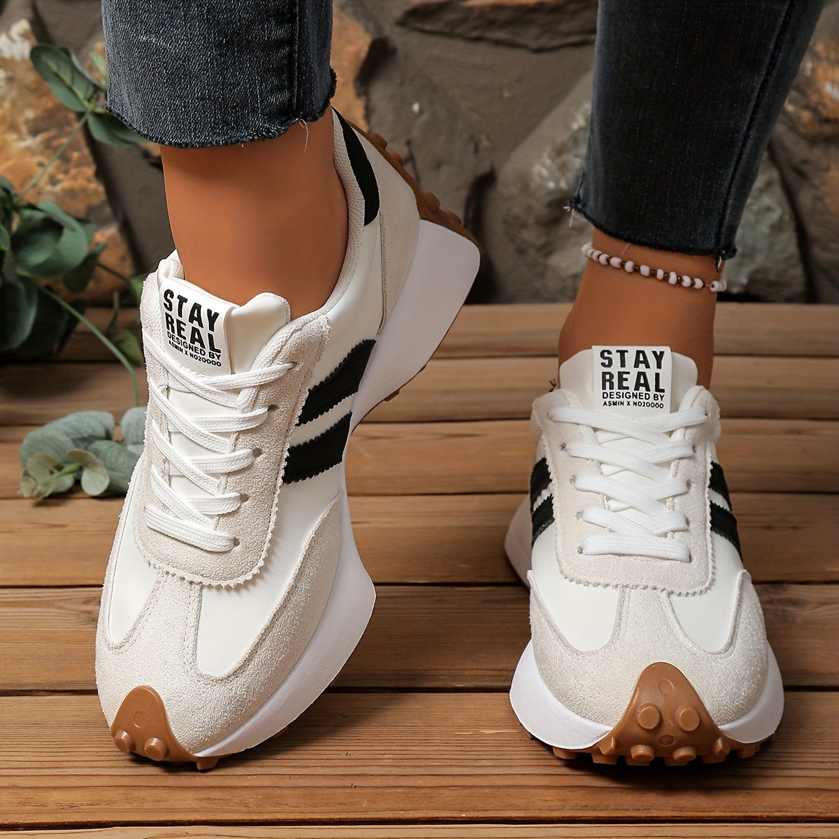 Sneaker donna retrò per tutti i giorni e tempo libero – Stile sportivo con strisce