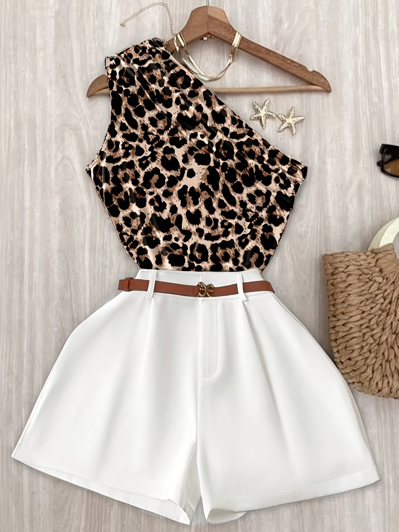 Damen Ein-Schulter Elegant Sommer Set mit Oberteil und Shorts – Modischer Freizeit-Look