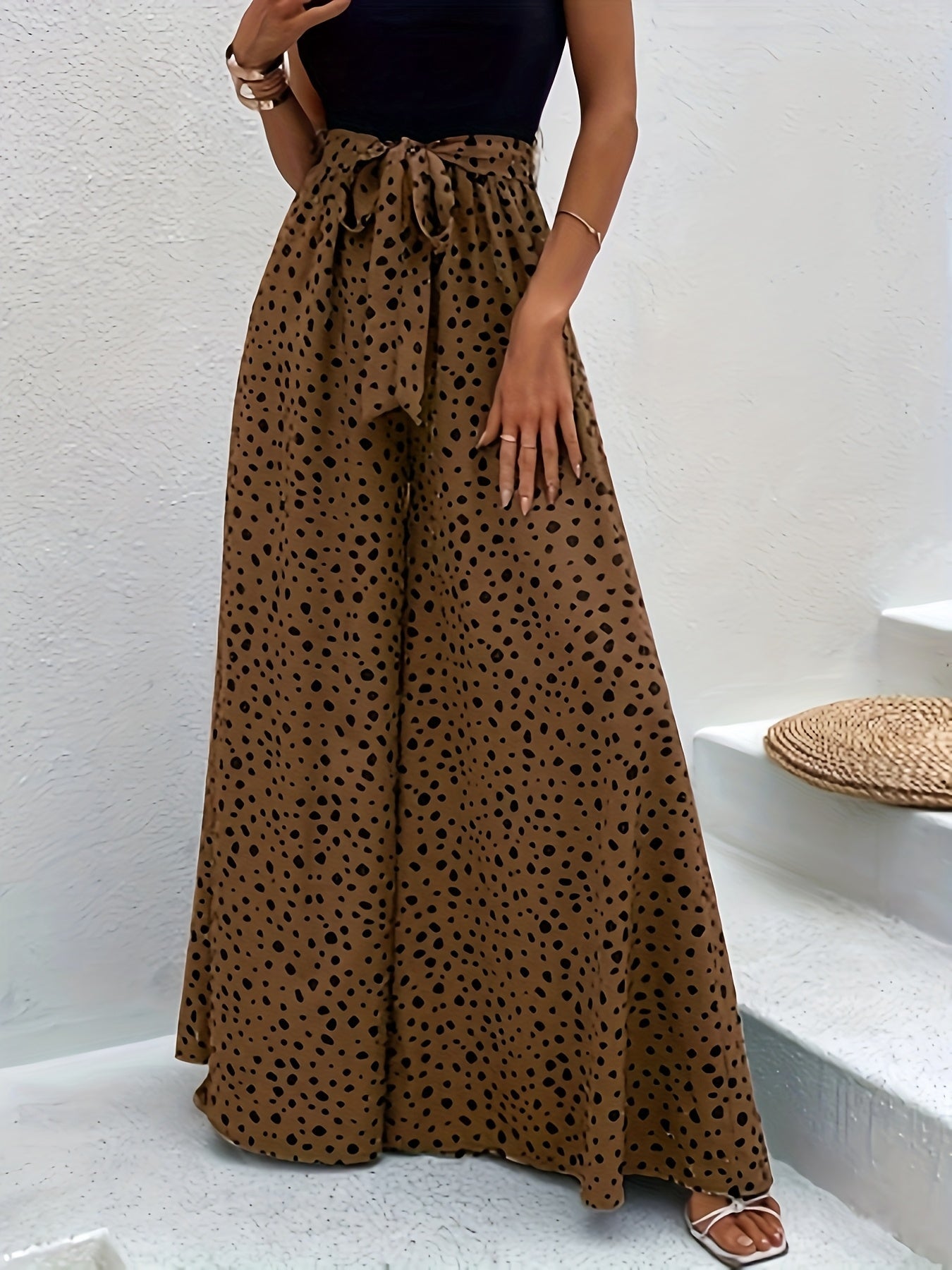 Dames elegante wijde broek met stippen en ceintuur – perfect voor lente & zomer