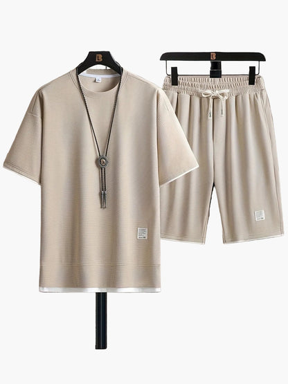 Ensemble détente homme deux pièces – T-shirt manches courtes et short, tenue lounge moderne