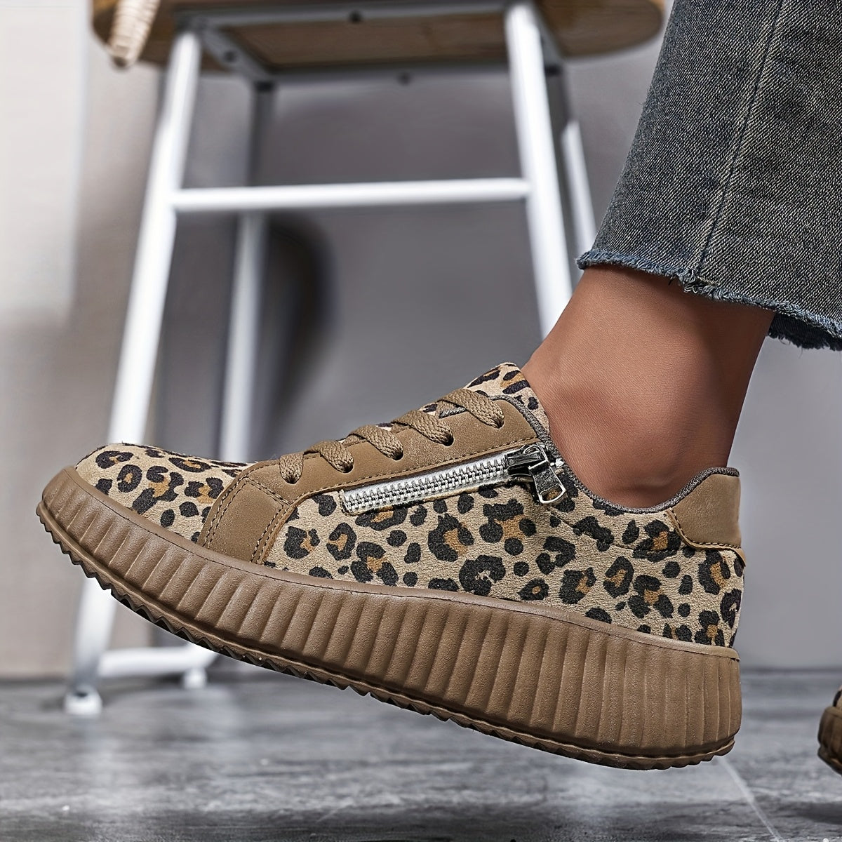 Zapatillas de mujer con estampado de leopardo y suela plataforma – Calzado casual de moda para el día a día y estilo urbano