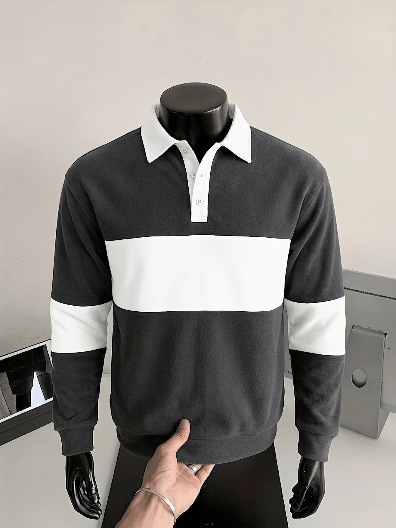 Polo da uomo a maniche lunghe, a righe, con colletto