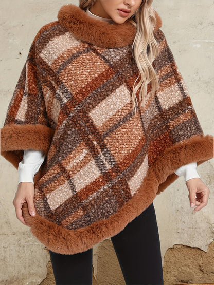 Damen Poncho mit Fellimitatbesatz, kariert, in Brauntönen oder Grau