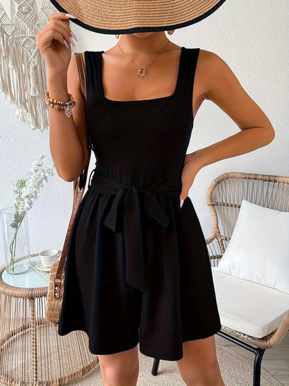 Mono elegante corto para mujer con cinturón y escote cuadrado – Perfecto para el día a día y el verano